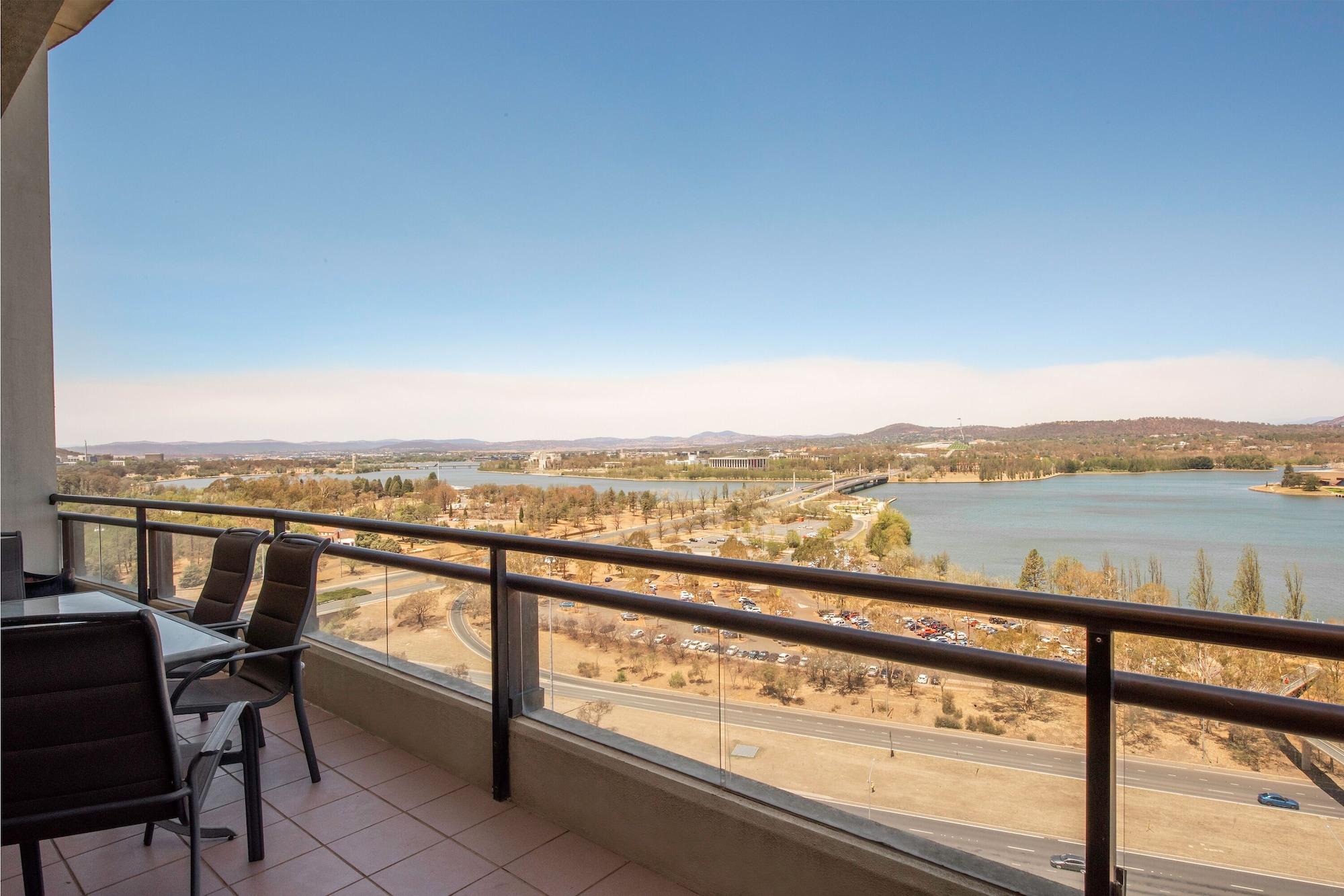 Breakfree Capital Tower Apartments Canberra Kültér fotó